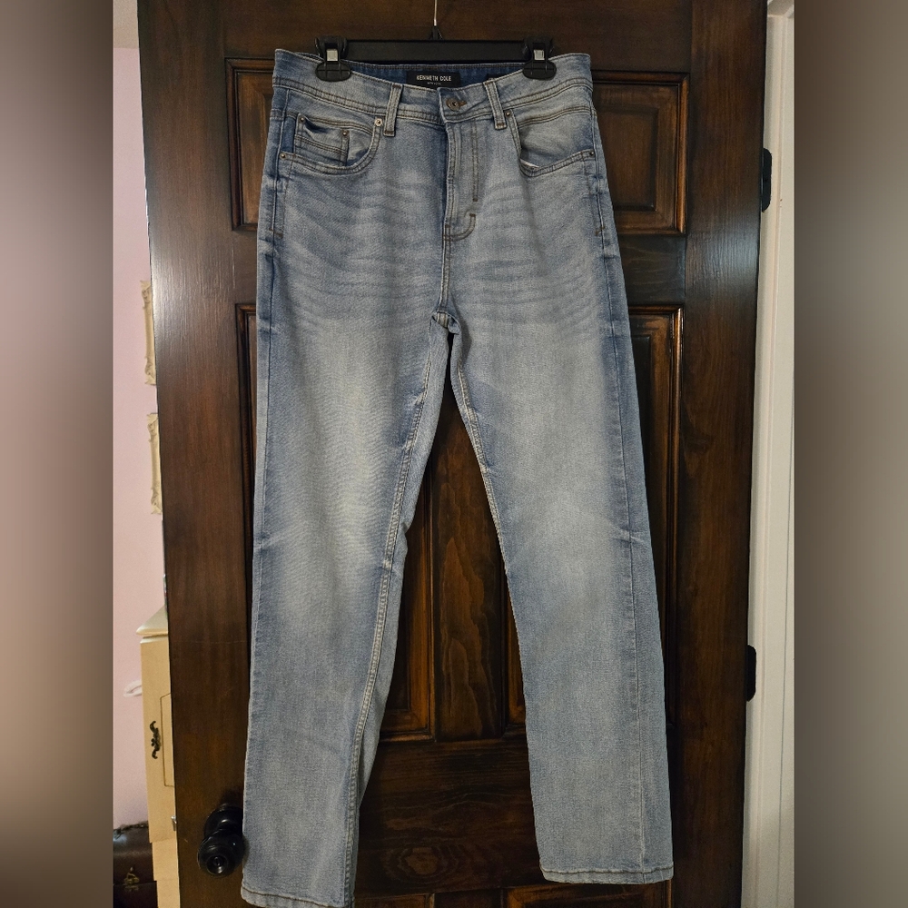 Kenneth Cole 32x32 Light Blue Straight Jeans, NEW
